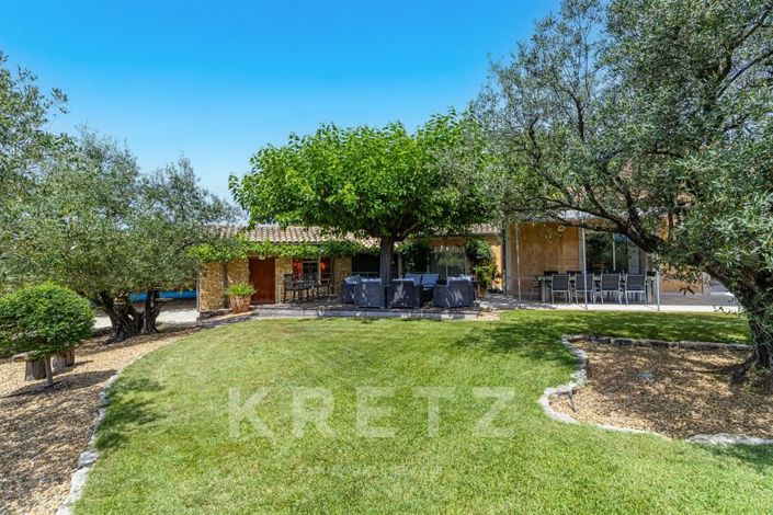 Image No.10-7 Bed House for sale
