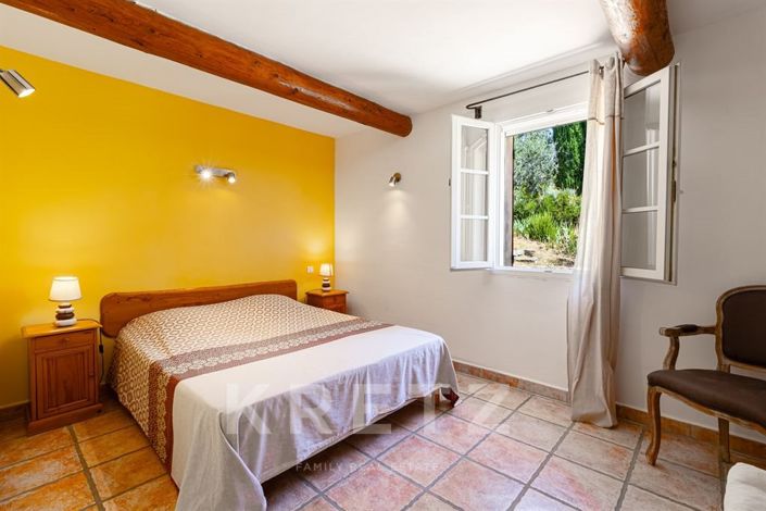 Image No.23-7 Bed House for sale