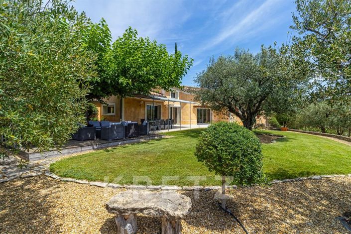 Image No.8-7 Bed House for sale