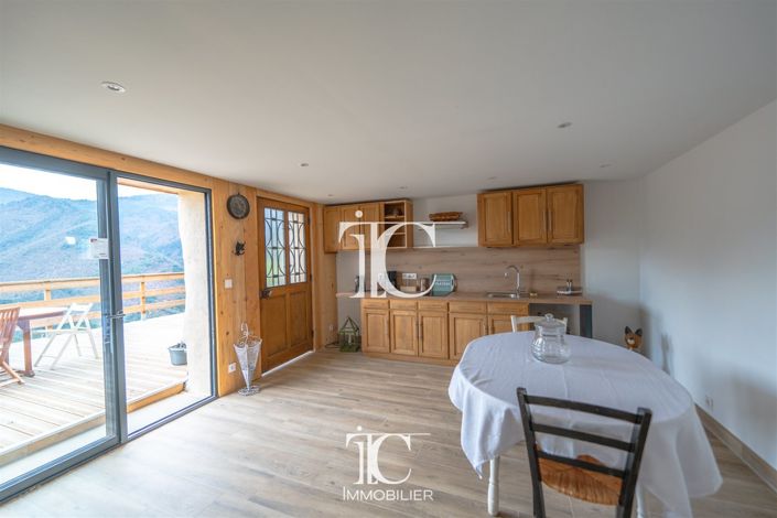 Image No.8-2 Bed House for sale