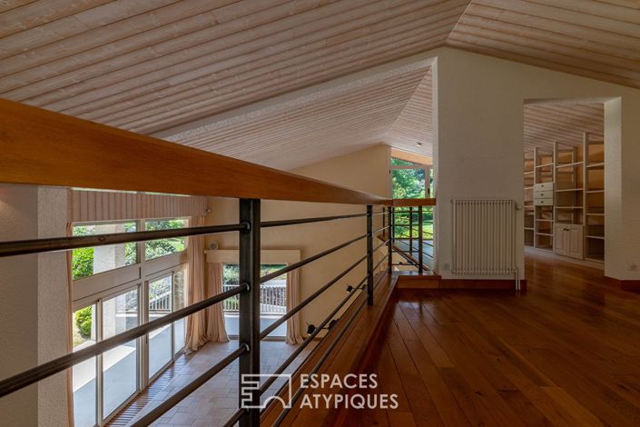 Image No.6-5 Bed House for sale
