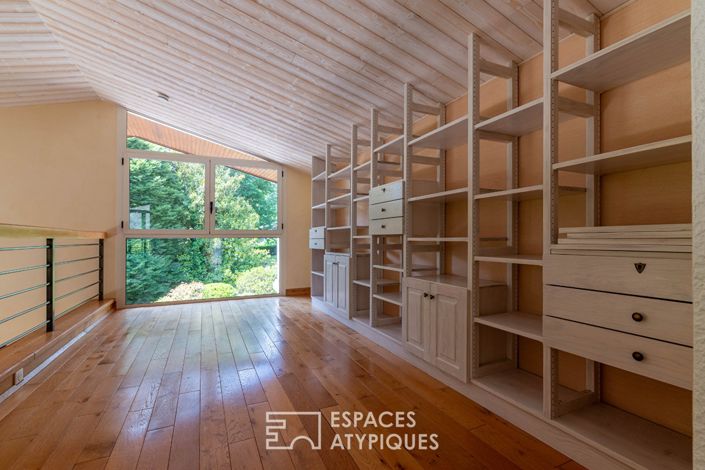 Image No.7-5 Bed House for sale