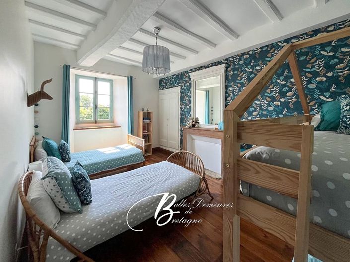 Image No.10-13 Bed House for sale