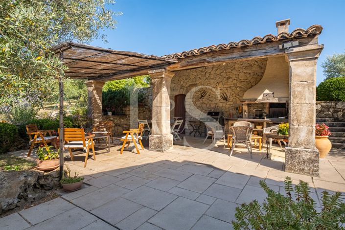 Image No.22-6 Bed House for sale