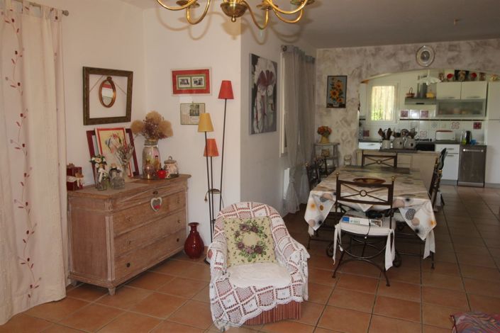 Image No.7-3 Bed House for sale