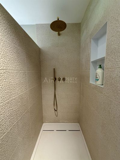 Image No.19-4 Bed House for sale