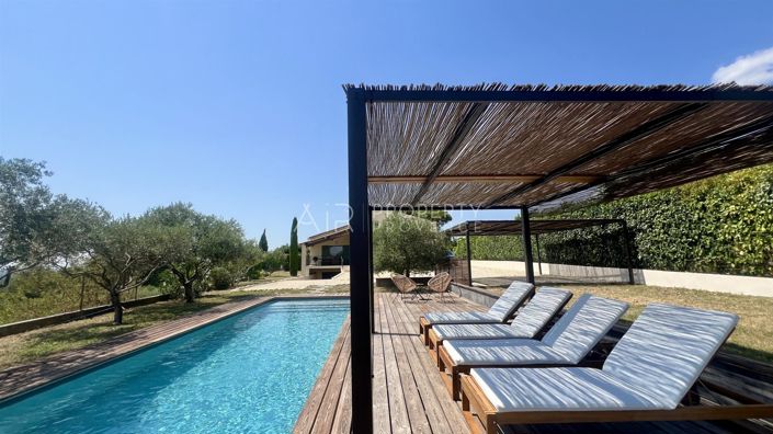 Image No.28-4 Bed House for sale