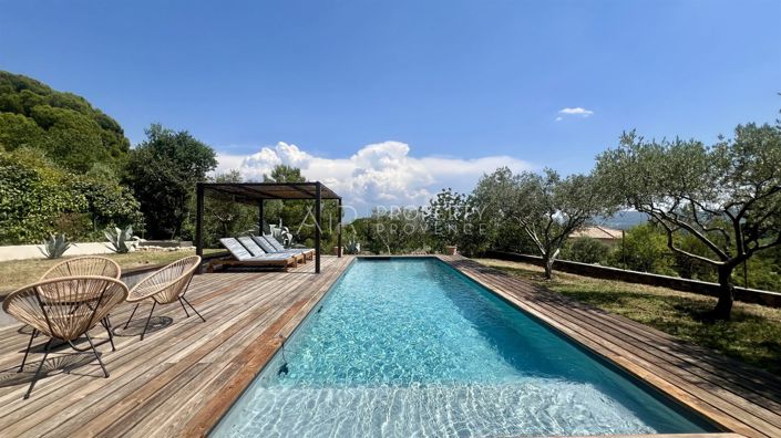 Image No.29-4 Bed House for sale