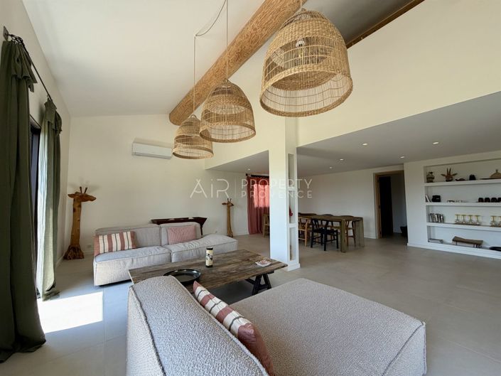 Image No.9-4 Bed House for sale