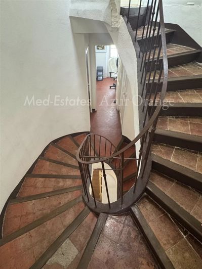 Image No.11-3 Bed House for sale