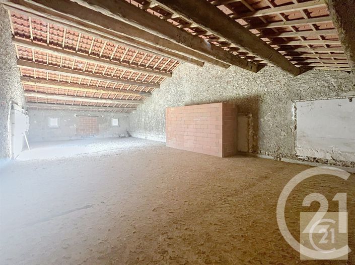 Image No.22-3 Bed House for sale