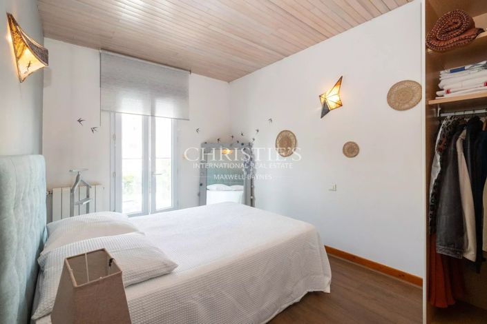 Image No.22-5 Bed House for sale