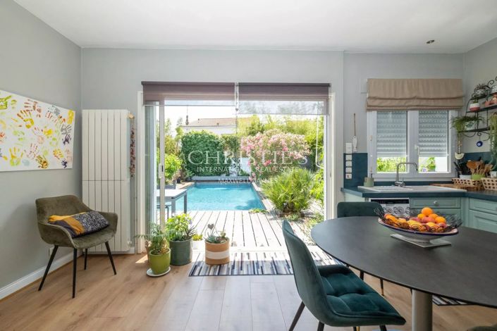 Image No.4-5 Bed House for sale