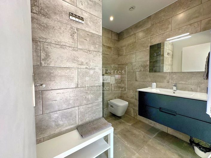 Image No.17-9 Bed House for sale