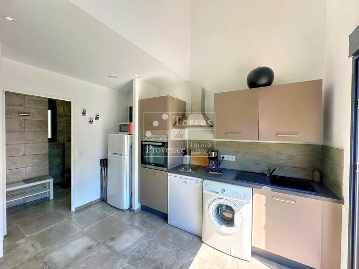 Image No.19-9 Bed House for sale
