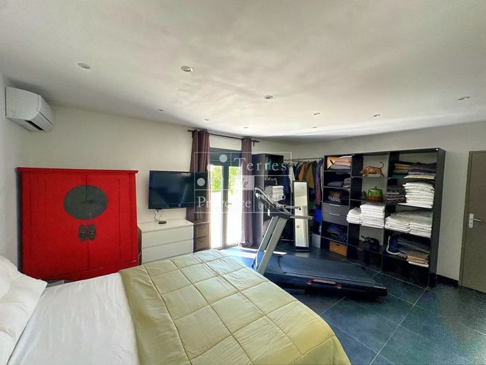 Image No.23-9 Bed House for sale