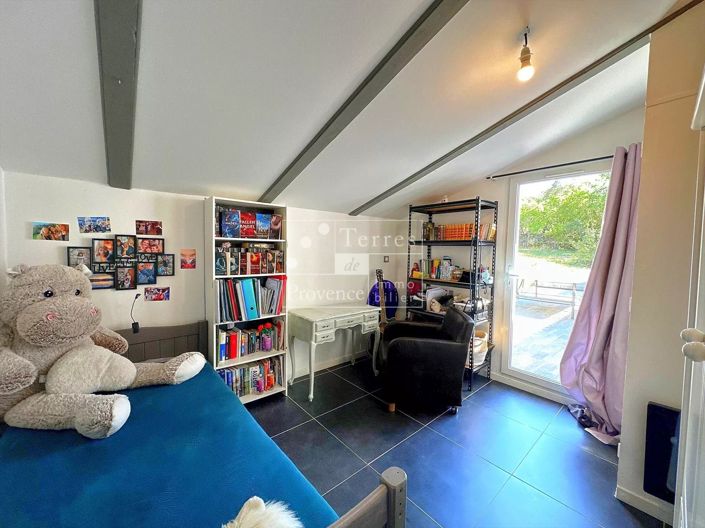 Image No.26-9 Bed House for sale