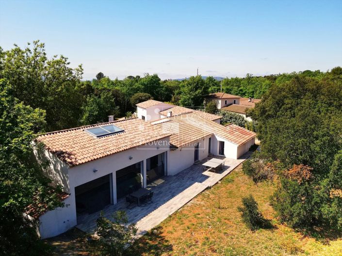 Image No.31-9 Bed House for sale