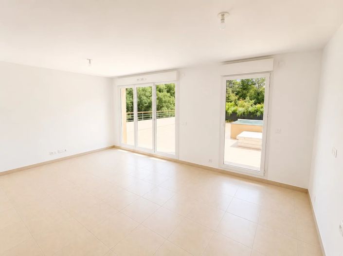 Image No.2-3 Bed Apartment for sale