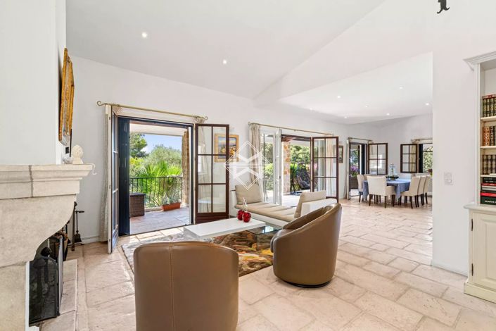 Image No.13-5 Bed House for sale