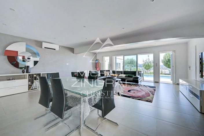 Image No.3-6 Bed House for sale