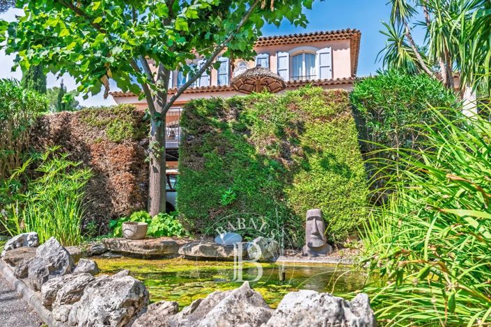 Image No.5-6 Bed House for sale
