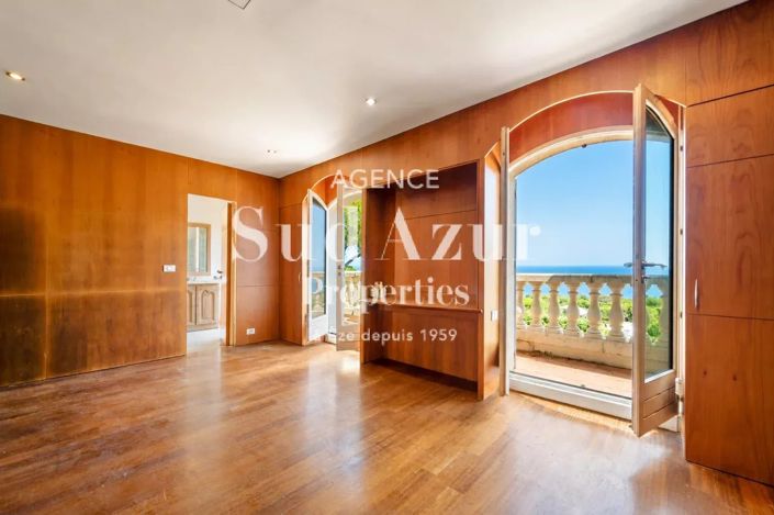 Image No.11-House for sale