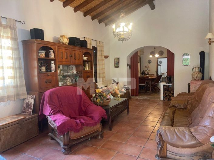 Image No.18-3 Bed House for sale