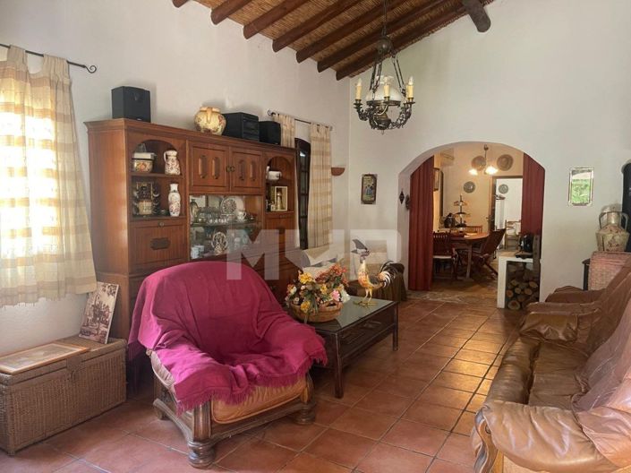 Image No.24-3 Bed House for sale