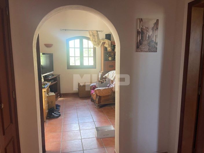 Image No.32-3 Bed House for sale
