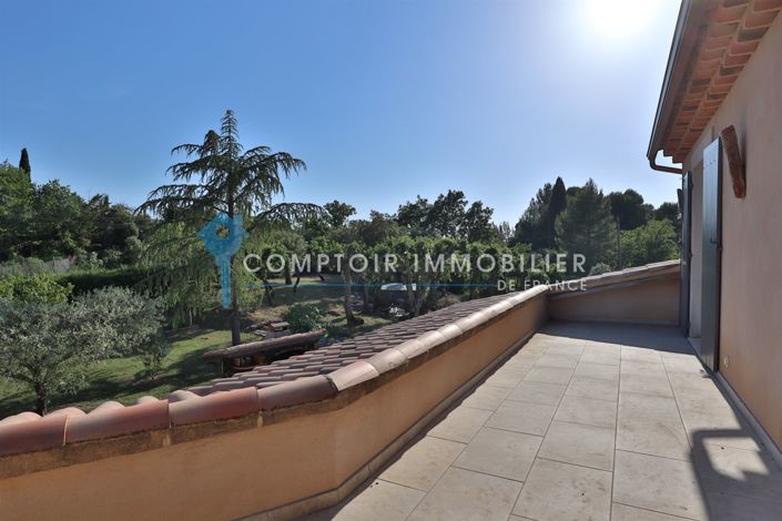 Image No.19-3 Bed House for sale