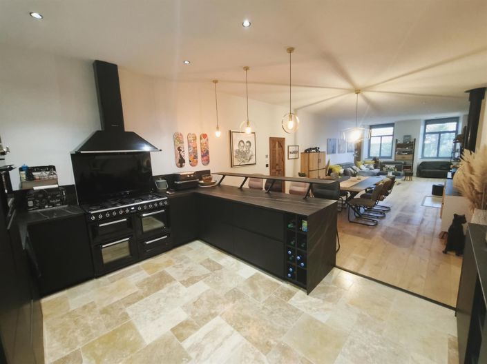 Image No.10-6 Bed House for sale