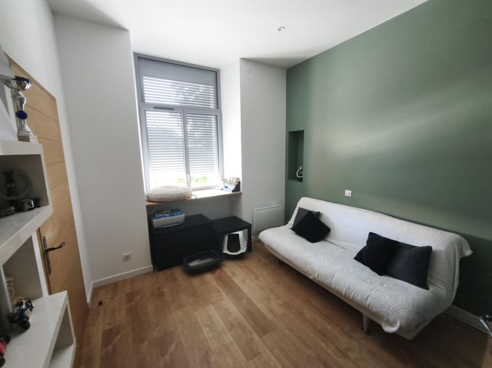 Image No.27-6 Bed House for sale