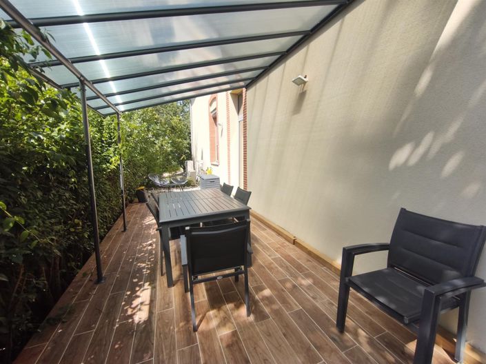 Image No.30-6 Bed House for sale