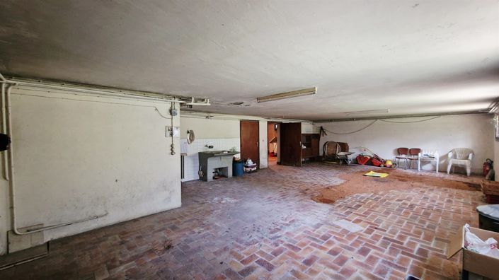 Image No.21-5 Bed House for sale