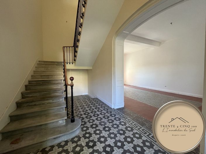 Image No.19-8 Bed House for sale