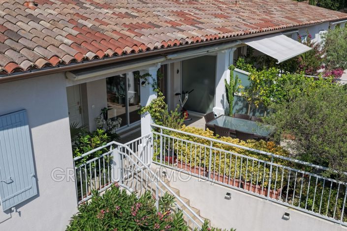 Image No.5-Appartement de 2 chambres à vendre à Sainte-Maxime
