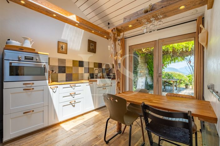 Image No.16-5 Bed House for sale