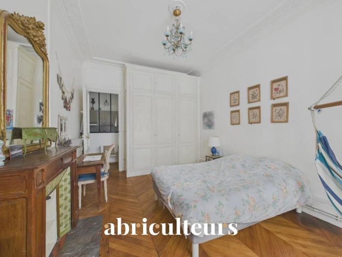 Image No.11-3 Bed Apartment for sale