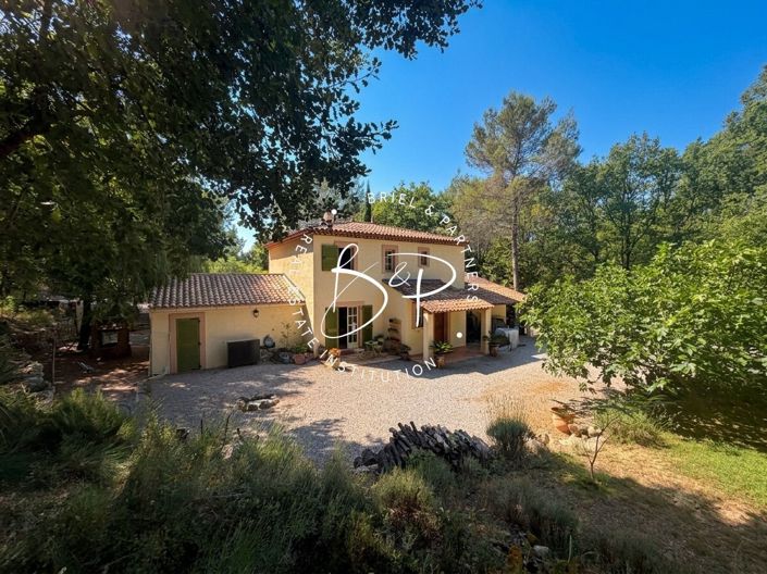 Image No.2-6 Bed House for sale