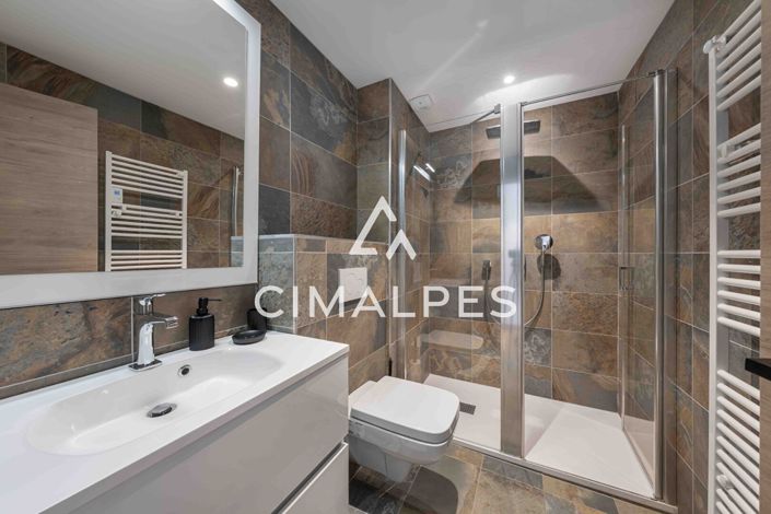 Image No.12-Appartement de 4 chambres à vendre à Courchevel