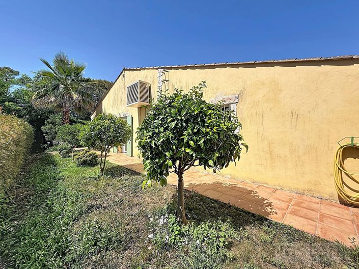 Image No.16-3 Bed House for sale