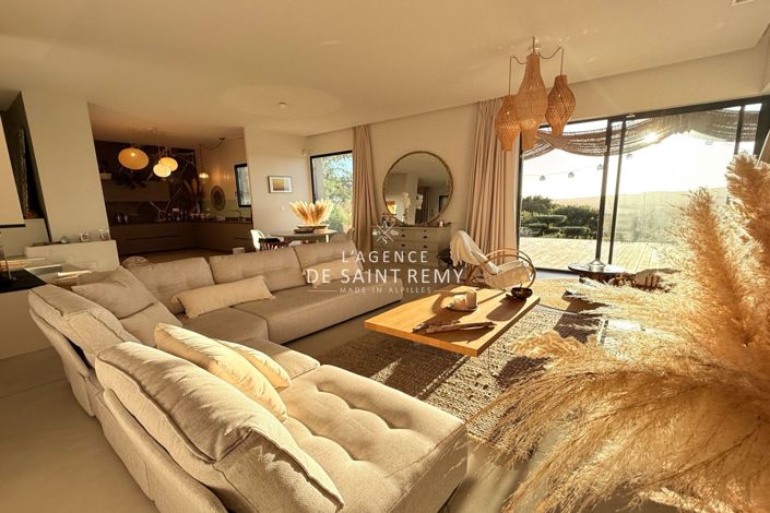 Image No.5-4 Bed House for sale