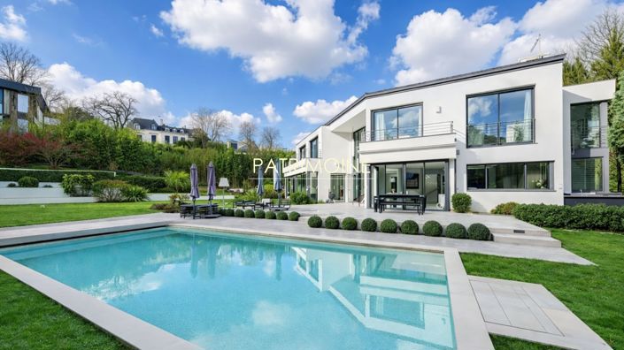 Image No.3-6 Bed House for sale