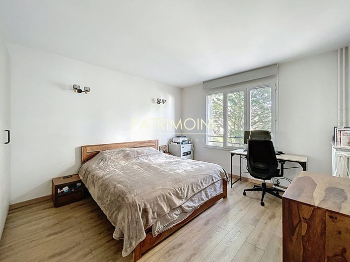 Image No.4-4 Bed Apartment for sale