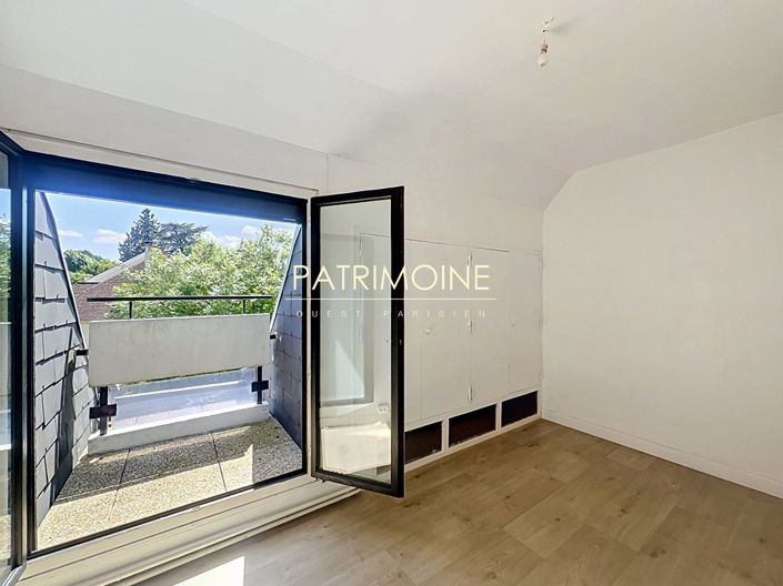 Image No.10-3 Bed Apartment for sale