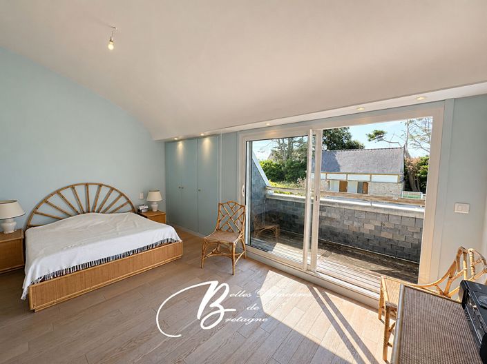 Image No.9-7 Bed House for sale
