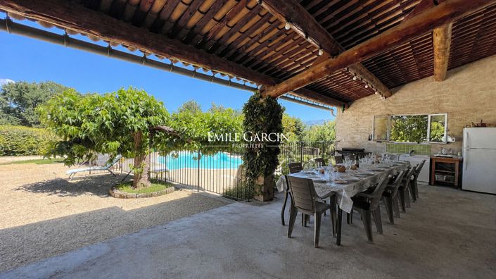 Image No.2-6 Bed House for sale