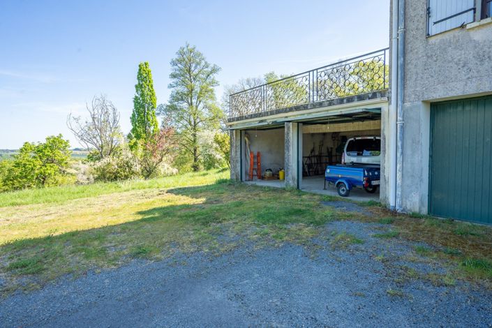 Image No.18-9 Bed House for sale