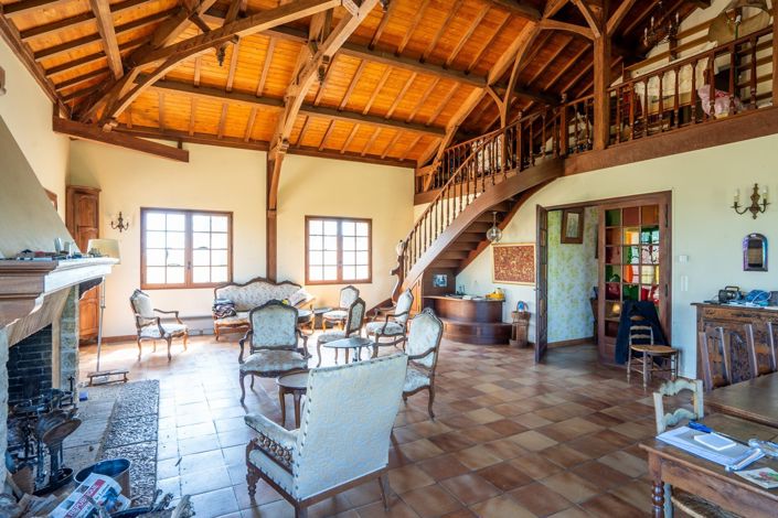 Image No.9-9 Bed House for sale